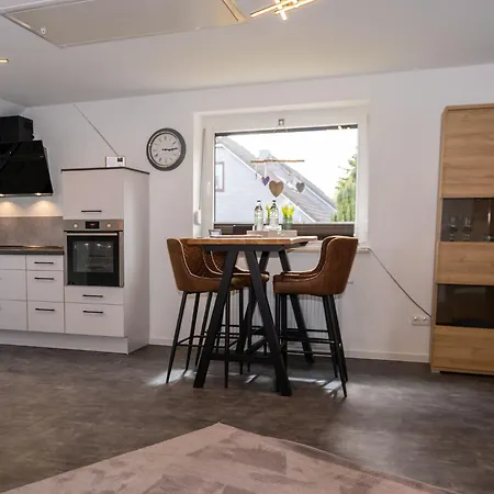220 Packhusweg, Nordsee, Mit 2 Schlafzimmern Und E-ladestation * Wilhelmshaven