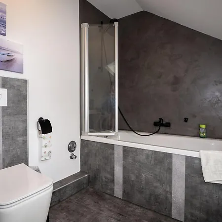 220 Packhusweg, Nordsee, Mit 2 Schlafzimmern Und E-ladestation Apartment *